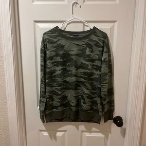 Green camo long sleeve shirt
